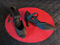 Ballroom dance Latin shoes size 11 Canadian