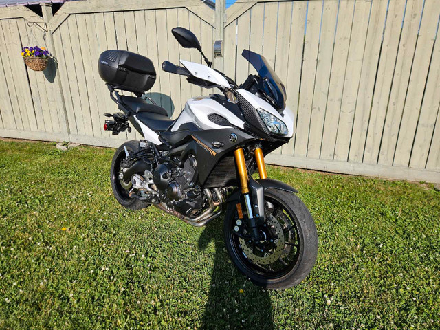 Yamaha FJ-09 dans Utilitaires et de promenade  à Laval/Rive Nord