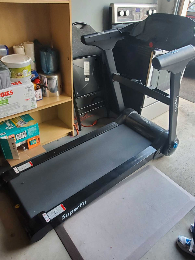 Treadmill  in Exercise Equipment in Mississauga / Peel Region