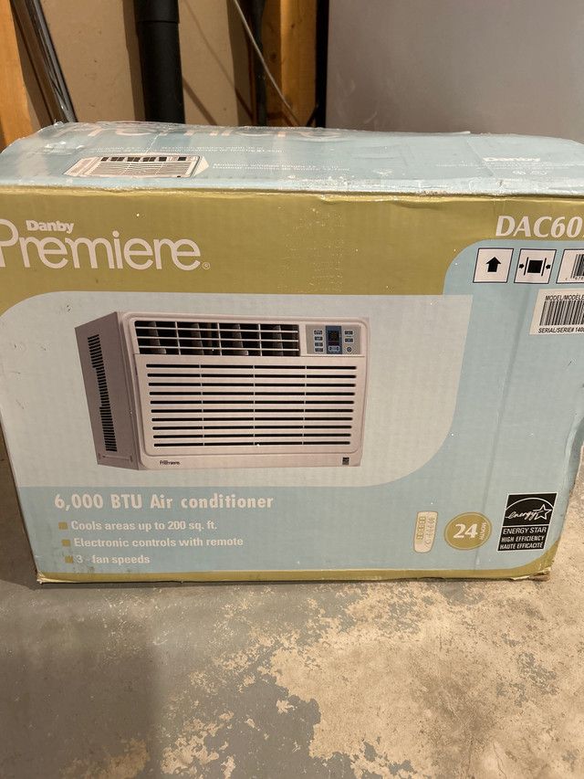 Climatiseur fenêtre Danby Premier 6000 BTU in Heaters, Humidifiers & Dehumidifiers in West Island