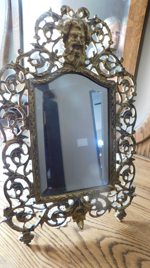 Antique Victorian Brass Beveled Dresser Mirror in Home Décor & Accents in Lethbridge - Image 2