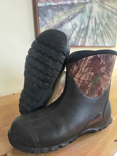 Size 12 Wide Men's Rubber Boots, View more