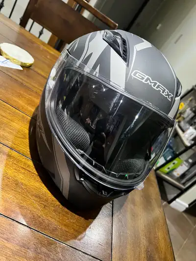$50 OBO Men’s small GMAX motorcycle helmet Never dropped, used only a handful of times this season....