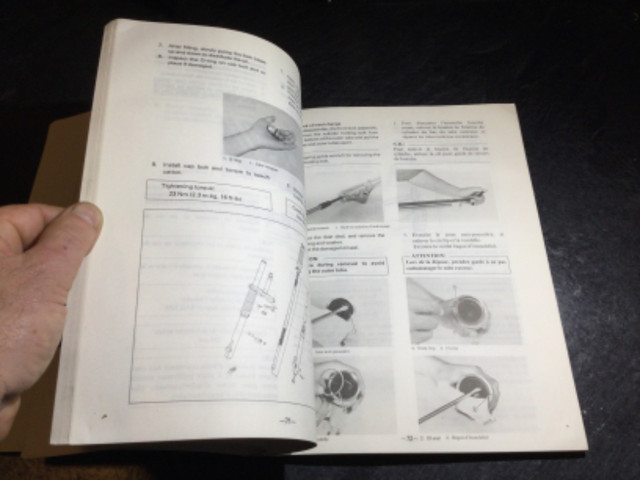 1981 Yamaha IT125H Owner's Service Manual in Non-fiction in Parksville / Qualicum Beach - Image 4