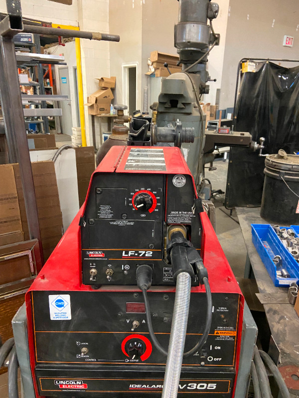 Lincoln Electric IDEALARC CV-305 MIG Welder LF-72 Feed Ready-Pak in Power Tools in City of Toronto - Image 2