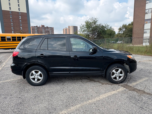 2008 Hyundai Santa Fe in Cars & Trucks in Mississauga / Peel Region - Image 2