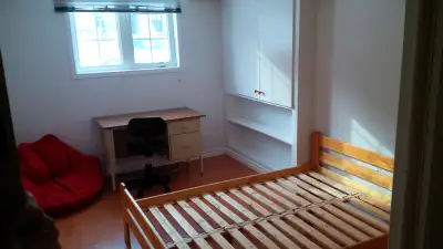 Students only house offers basement room with above ground window, fully furnished and with private...