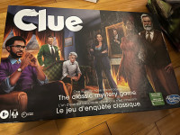 Clue board game/jeu de société **missing pieces 