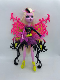 Monster High Doll Bonita FemurFreaky Fusion Butterfly Mattel 