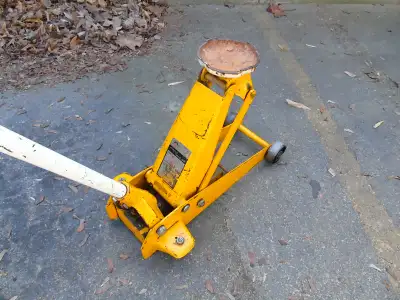 Hydraulic Floor Jack, View more
