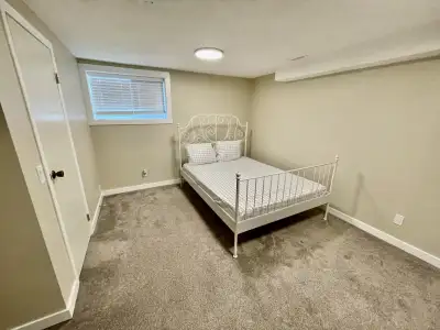 Stunning Furnished Basement Suite & Furnished Room for Rent – Shawnessy SW Available: August 2026 Ba...