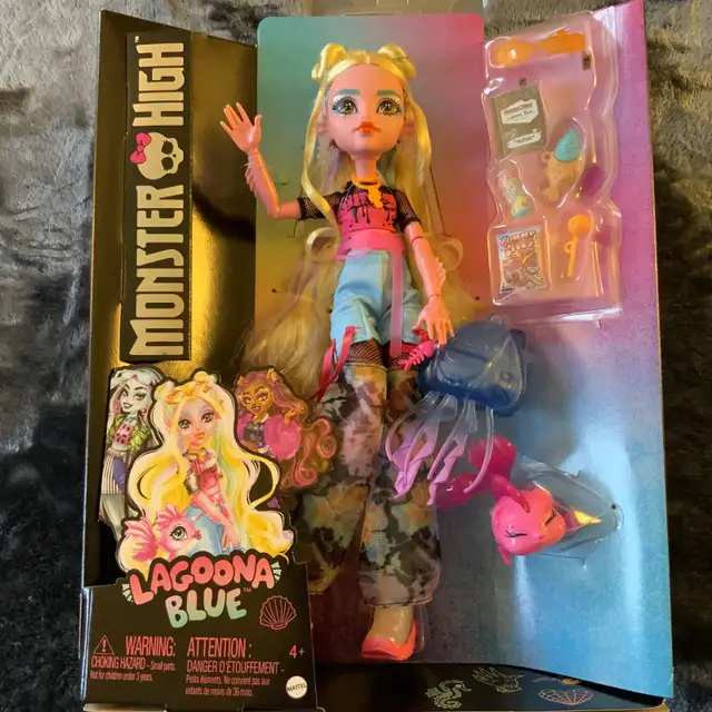 Monster High Lagoona Blue Doll. in Toys & Games in City of Montréal - Image 7