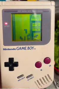 Gameboy / Nintendo Original w many extras! (Price listed OBO)