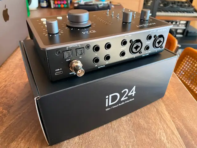 Audient ID24 10-in/14-out Audio Interface62865711725314121