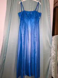 Prom Dress size 8 - Robe de bal taille 8