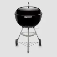 Used Weber Original Kettle 22-inch Charcoal BBQ in Black