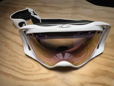 Oakley ski/snowboard goggles, View more