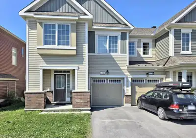 3 Bedroom Townhouse at 130 Lanceleaf Way, Stittsville, ON. This Mattamy built "Majestic" model townh...