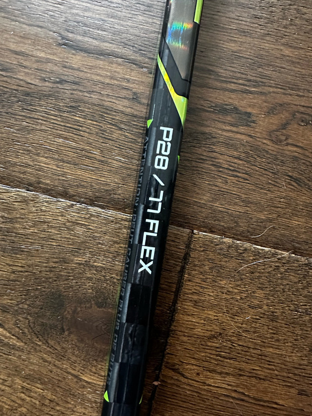 Bauer Ag5nt Left Stick in Hockey in Kawartha Lakes