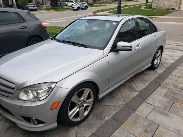 2010 Mercedes-Benz C-300 4-Matic in Cars & Trucks in Markham / York Region - Image 2