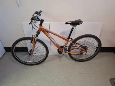 Trek 3 Series 3500, View more