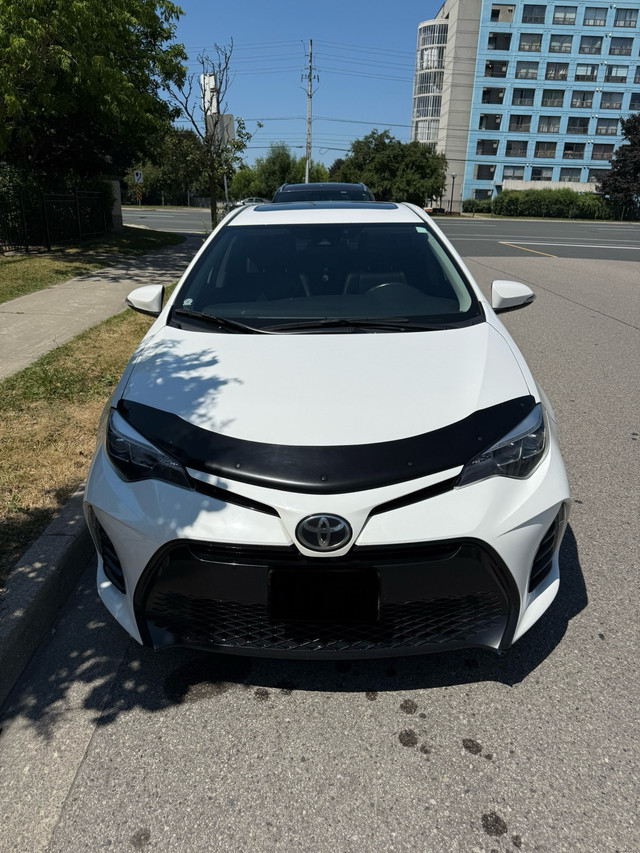 2017 Corolla SE, Rearview Camera, Sunroof, Heated Seats in Cars & Trucks in City of Toronto