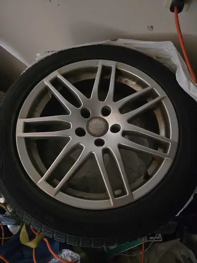 17" Audi wheels with winter tires $300