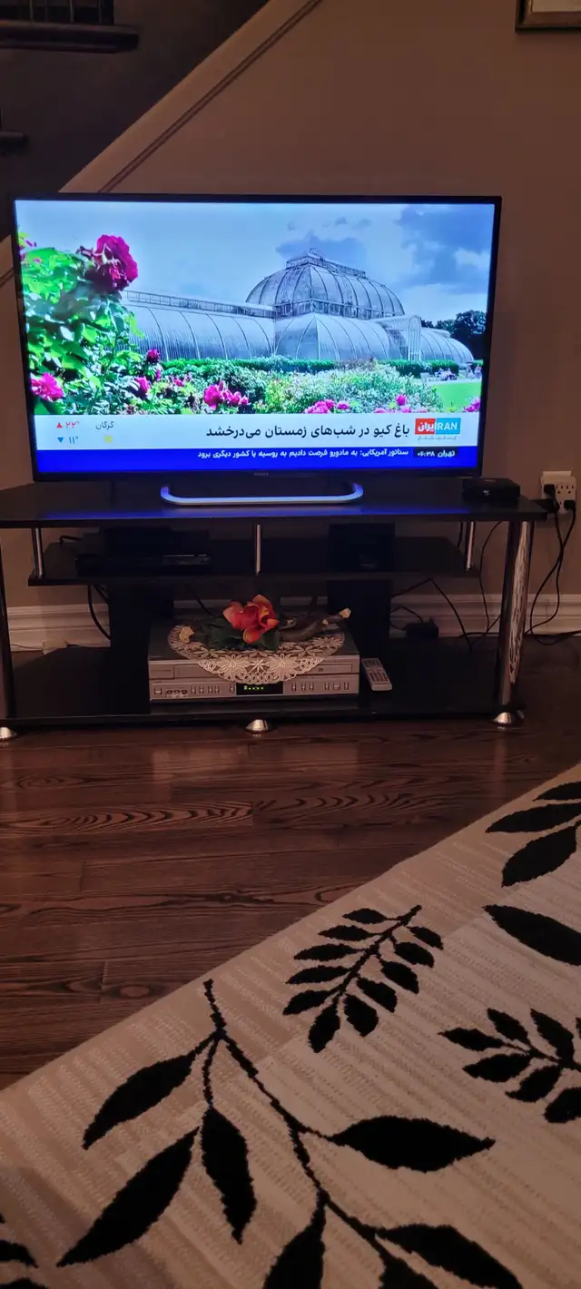 40" Haier Color TV with HDMI ports and remote control in TVs in Ottawa - Image 6
