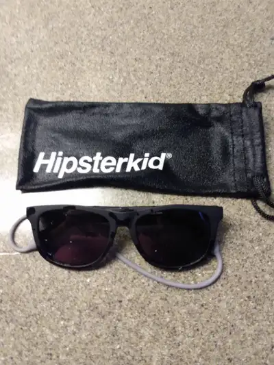 Mini sunglasses Hipsterkid pouch, View more