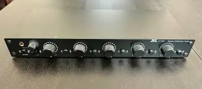 TEC-905B speaker selector with volume control. Features & details Dual Source inputs, 5 Speaker Pair...