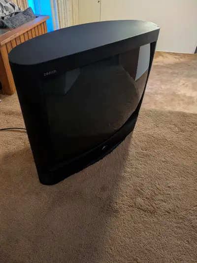 Zenith 25in RCA Curved CRT Television, View more