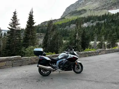30k new rear tire and needs nothing never dropped. Super fast and comfortable bike . Keyless start a...