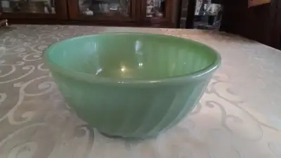 FIRE-KING OVEN WARE BOWL NO. 5  - JADE GREEN SWIRL  8" - VINTAGE, View more