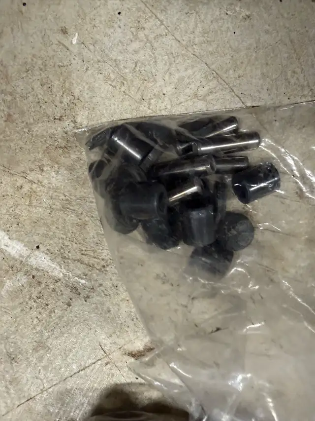 can am outlander parts in ATVs in London - Image 11