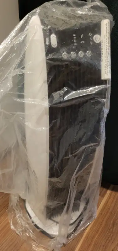 If you're seeing this ad, it means it's available. Selling my new Oscillating ceramic tower heater b...