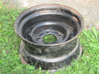 Ford steel rim  15 X 8