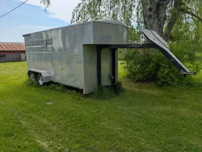 2 horse slant load step up trailer with front storage. Great condition, refurbished 2025, new floori...