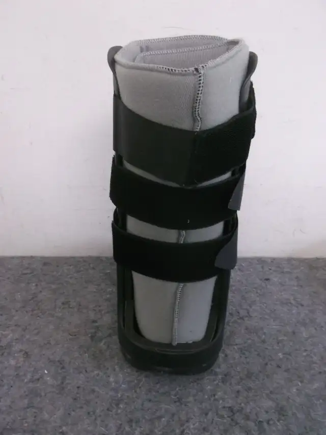 Medical Walking Boot Brace Small Leg Ankle Foot Fracture63005667706627123