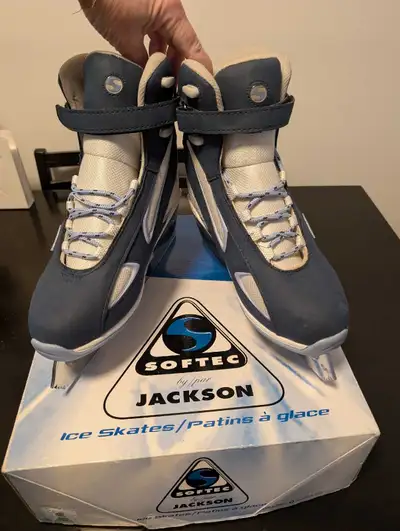 Skates size 7, View more