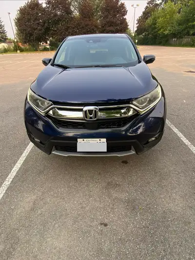 Selling my 2017 Honda CR-V EX AWD in excellent condition. Super reliable, fuel-efficient, and packed...