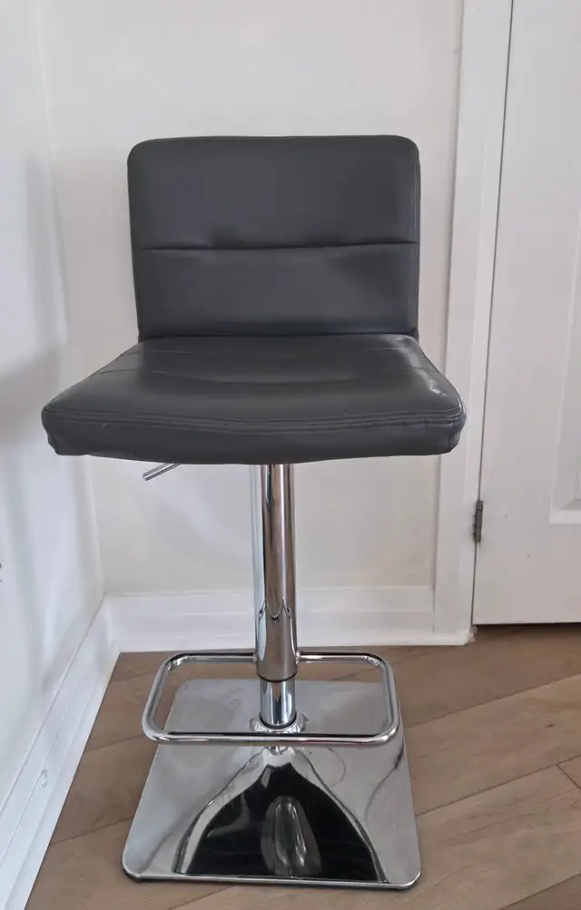 Grey Faux Leather Bar Stools in Chairs & Recliners in City of Toronto - Image 4