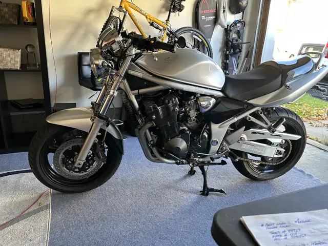 2005 Suzuki GSXF 1200. in Sport Bikes in Strathcona County - Image 7