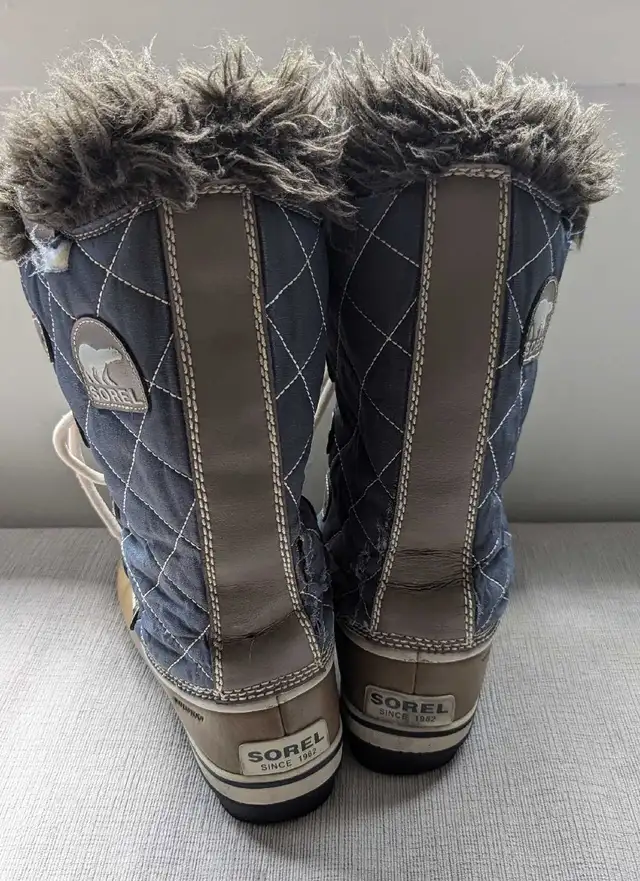 Sorel Women's Winter Boots - Size 9 in Women's - Shoes in City of Toronto - Image 6
