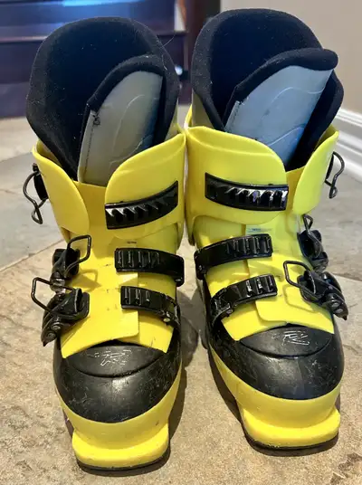 Kids downhill ski boots - size 4.5 (21.5), View more