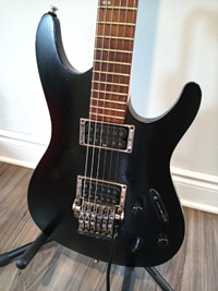 Ibanez S320 Electric Guitar w/ HSC
