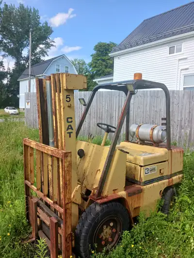 I have a older forlift for sale. I used it to unload trailer loads of soil to sell at my store. It w...