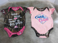 Baby girl bebe fille Mossy Oak Camo onesie 0-3 months