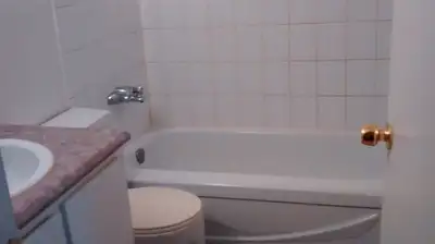 2 1/2  semi meuble Metro la concorde chauffe  eau chaude