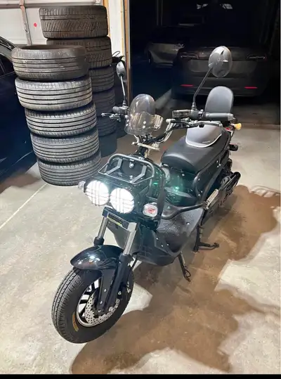 This e-bike is in excellent, like-new condition with very low mileage. It was only used for short tr...
