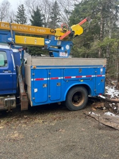 bucket truck 3 ton in Heavy Equipment in Saint John - Image 3